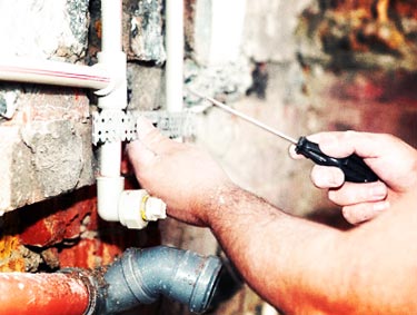 leaside plumbers at work